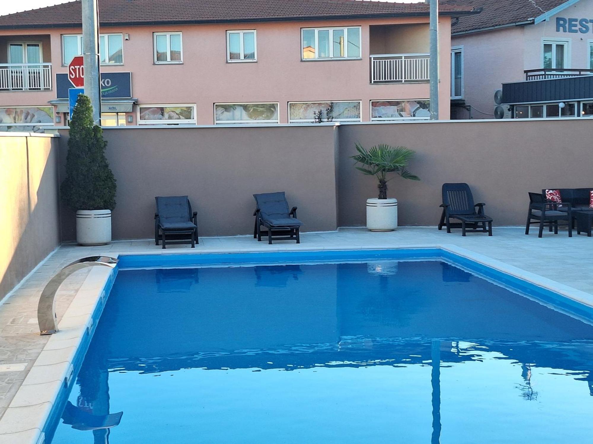 Hotel Juka à Međugorje Extérieur photo